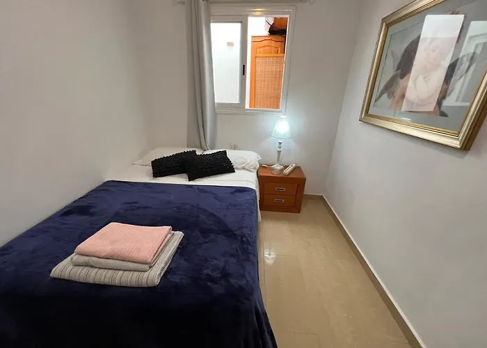 Alquiler De Privada Con Bano Compartido Cerca Al Mar! *