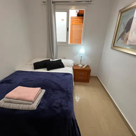 Alcamar Privada Con Bano Compartido Cerca Al Mar! *