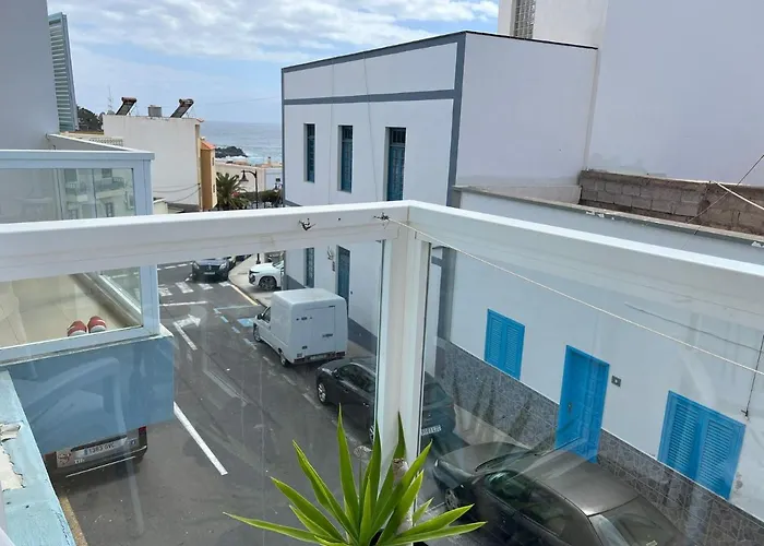 Alquiler De Privada Con Bano Compartido Cerca Al Mar! * Alcalá