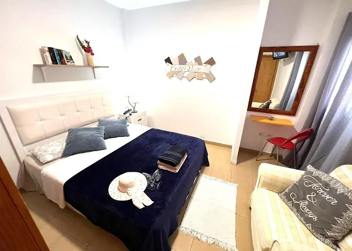 Alquiler De Privada Con Bano Compartido Cerca Al Mar!