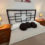 Alquiler De Privada Con Bano Compartido Cerca Al Mar! *