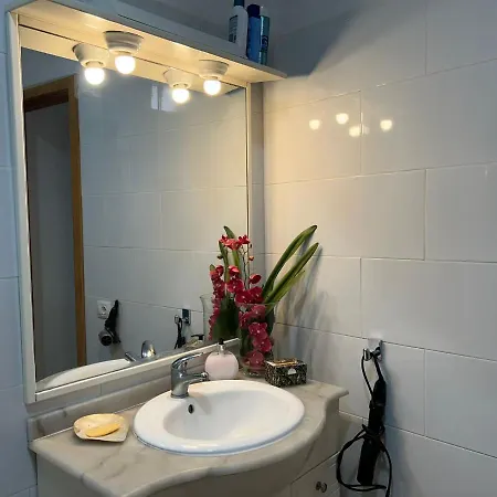 Alcamar Habitación Privada Con Baño Compartido Cerca Al Mar!