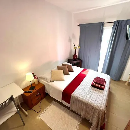 Alcamar Habitación Privada Con Baño Compartido Cerca Al Mar! *