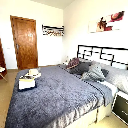 Homestay Alcamar Privada Con Bano Compartido Cerca Al Mar! *