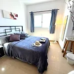 Alquiler De Privada Con Bano Compartido Cerca Al Mar!