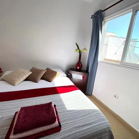 Quarto em Acomodações Particulares Alcamar Habitación Privada Con Baño Compartido Cerca Al Mar! *