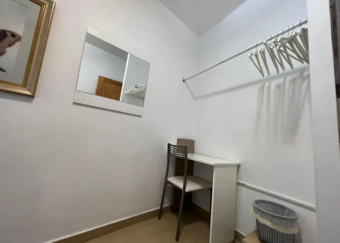 Alquiler De Privada Con Bano Compartido Cerca Al Mar! Privatunterkunft *